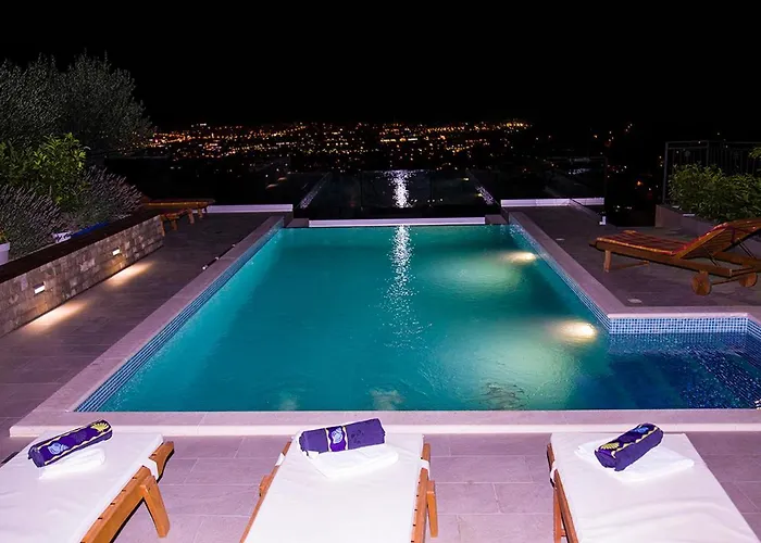 Bella Vista-heated Pool, Bbq, Panoramic View Near Split