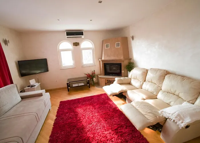 Bella Vista-heated Pool, Bbq, Panoramic View Near Split *