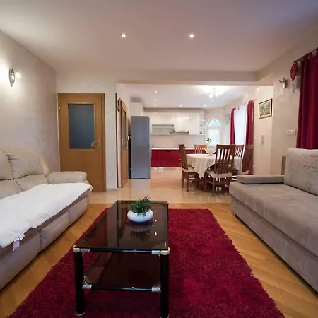 Bella Vista-heated Pool, Bbq, Panoramic View Near Split * Klis